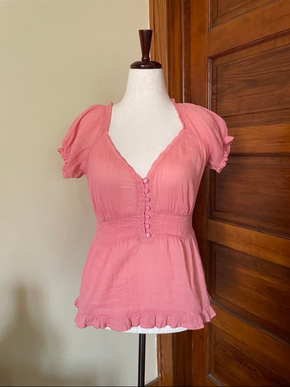 Feminine Pink Button-Front Short Sleeve Blouse